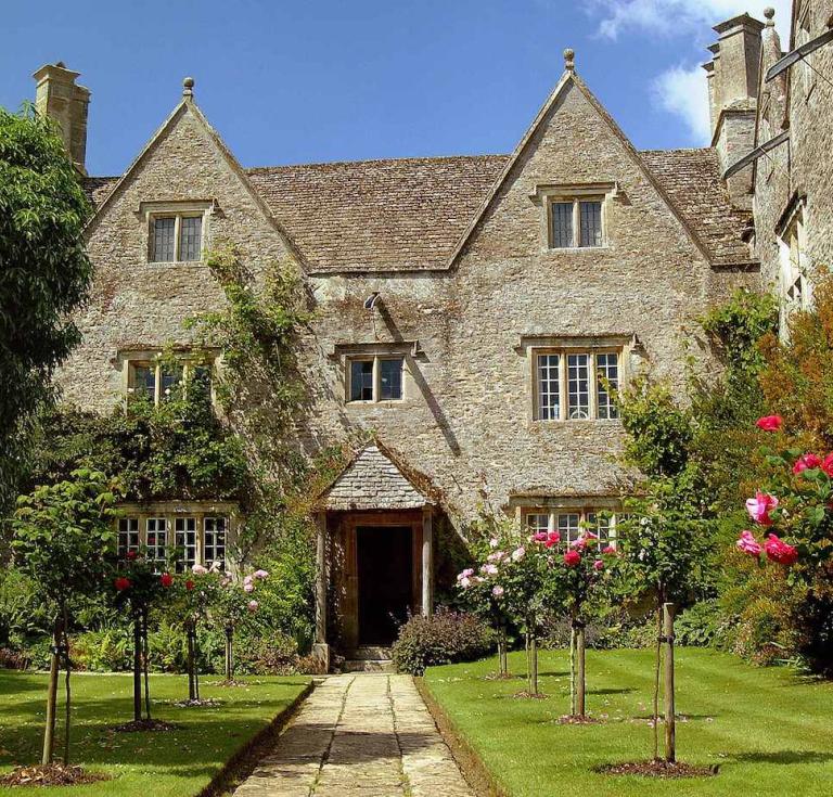 Kelmscott Manor