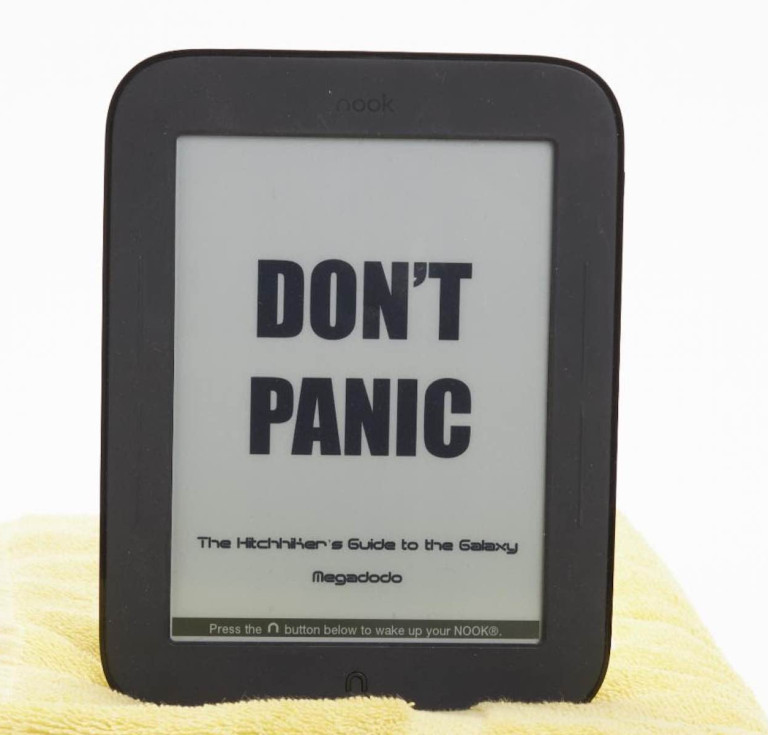 Many authors, The Hitchhiker’s Guide to the Galaxy. Ursa Minor β: Megadodo Publications, n.d. Computer tablet and massive interstellar infrastructure.